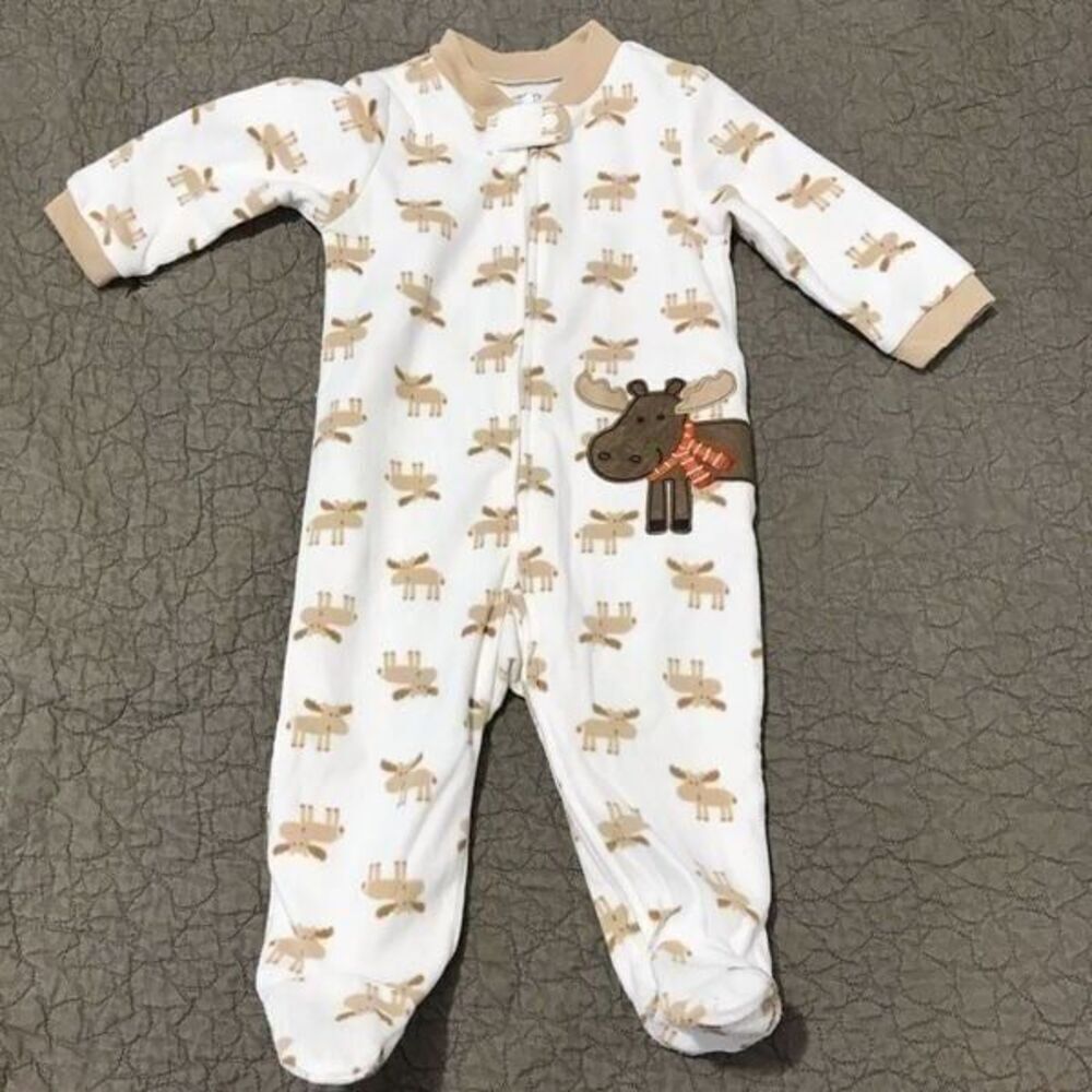Carter’s  foodies fleece pajama Size 9 month .     A292